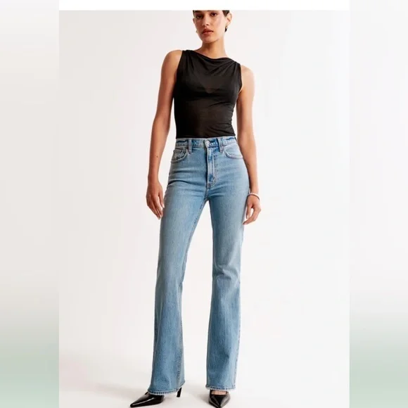 Abercrombie & Fitch Jeans The Flare Ultra High Rise Medium Blue - Picture 1 of 12